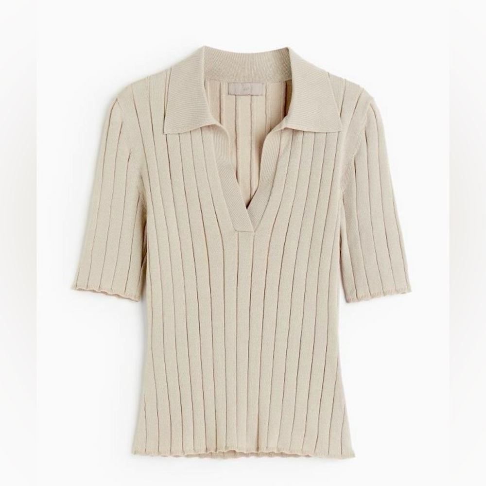 Ribbed-knit top with Collar